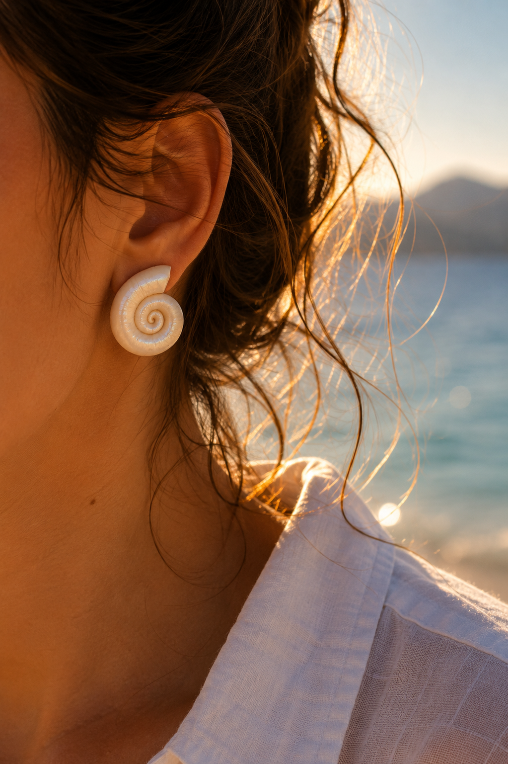 Guacka Vathe Shell Earrings